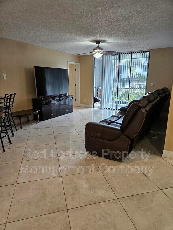 Foto del edificio - 13571 Eagle Ridge Dr