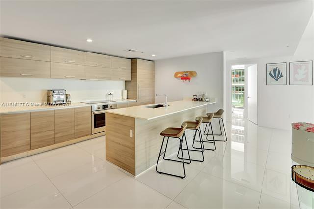Foto principal - 1300 S Miami Ave