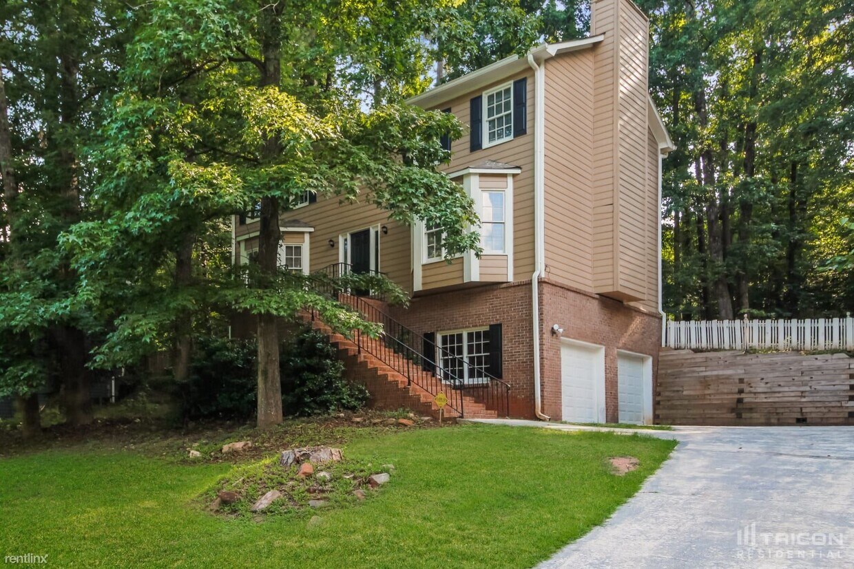 644 Allana Ct, Stone Mountain, GA 30087 House for Rent in Stone