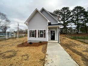 Building Photo - 74 County Rd 1400