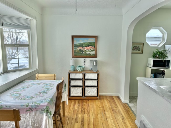 Foto del edificio - 1237 Yale Ave