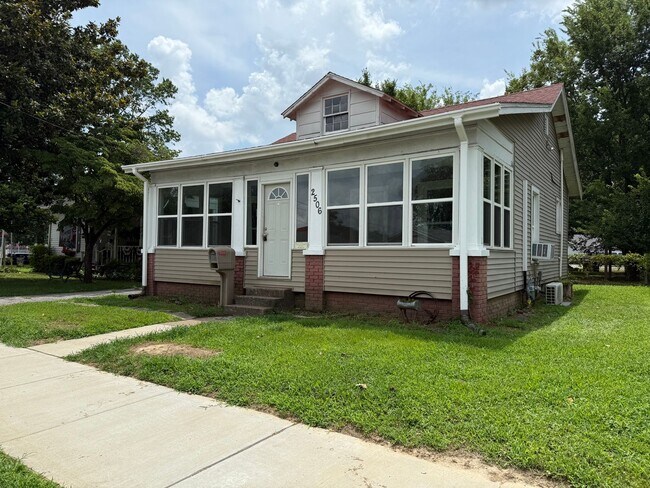 Foto del edificio - 2 Bed 1 Bath House in Paducah City