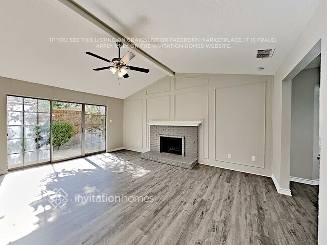 Foto del edificio - 5405 Sandpiper Ln