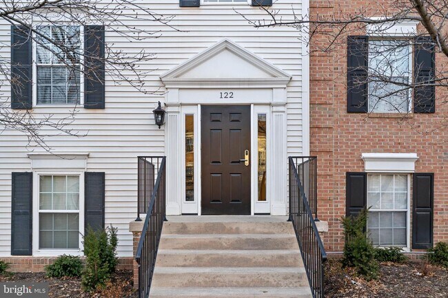 Foto del edificio - 122 Fort Evans Rd SE