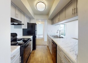 Building Photo - Brookridge