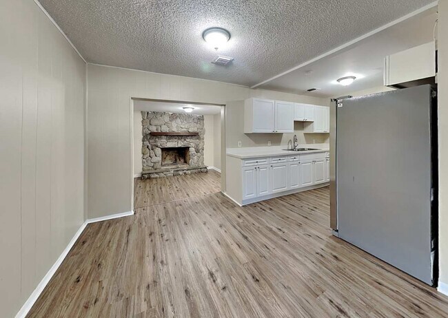 Foto del edificio - 4967 SW 4th St