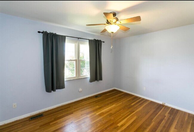 Foto del edificio - 2264 McKelvey Rd