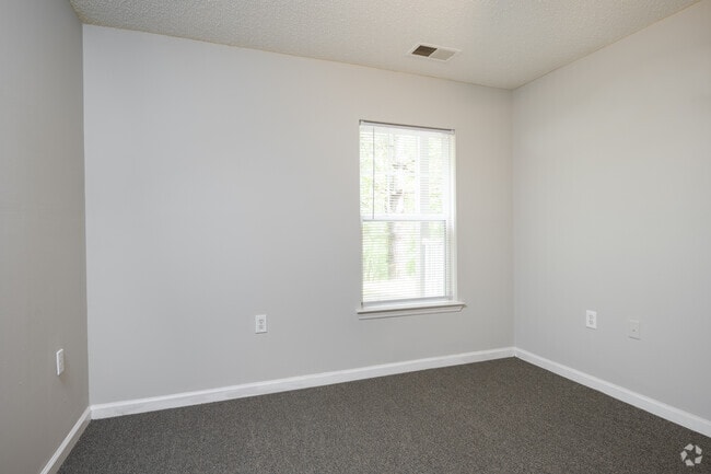 2BR, 1BA - 800SF - Bedroom - Crowell Square