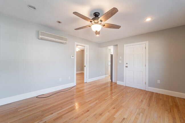 Foto del edificio - 377 Shrewsbury St