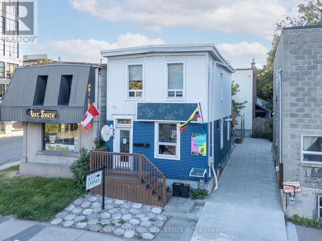 Photo principale - 684 Bronson Ave