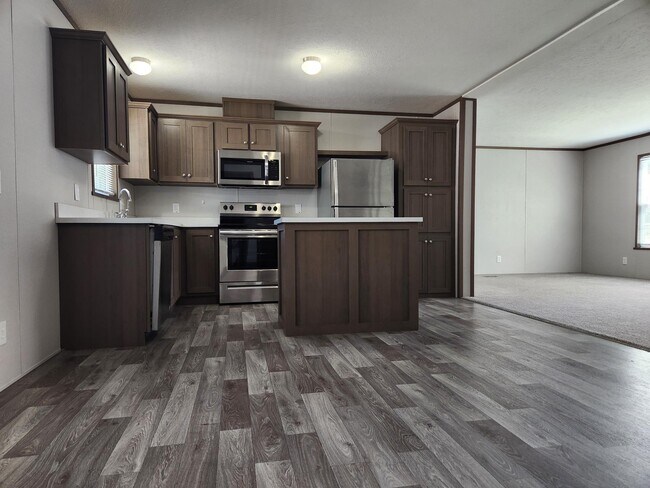 Building Photo - 171 Cardinal Ln