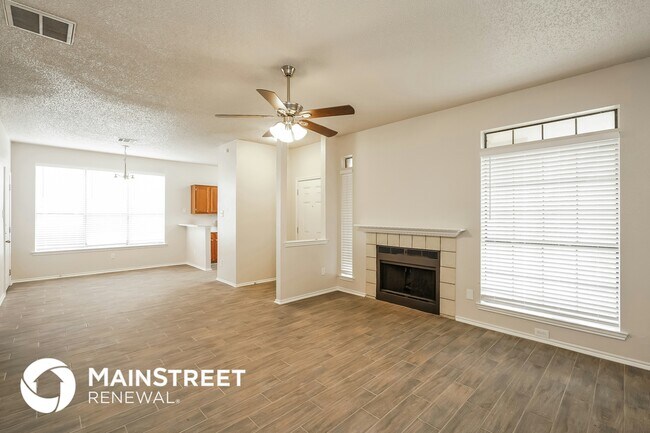 Foto del edificio - 1409 Hackamore St