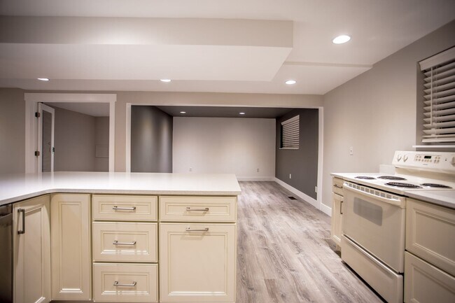 Foto del edificio - 931 Green Oaks Dr