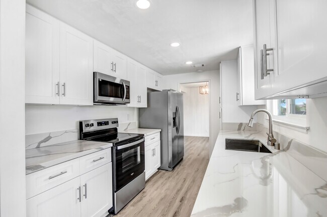 Building Photo - 1589 N O'malley Way