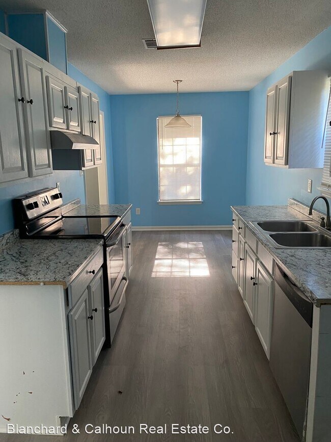 Building Photo - 3 br, 2 bath House - 606 Cedarwood Court