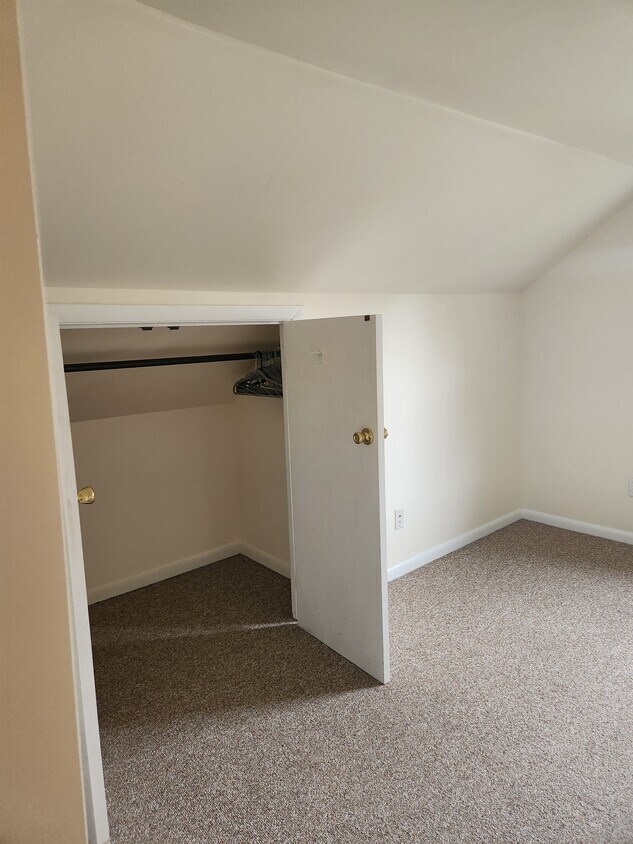 74 Hopson Ave Unit 3, Branford, CT 06405 74 Hopson Ave Branford, CT