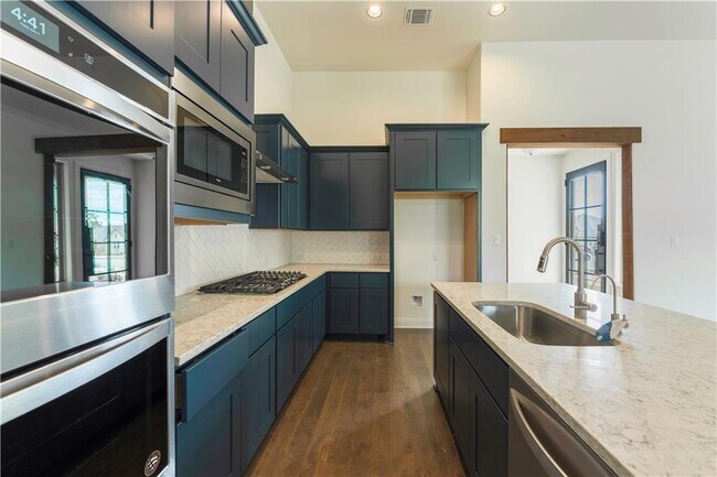 Building Photo - 4305 Arques Ave