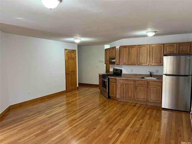 Foto del edificio - 6004 172nd St