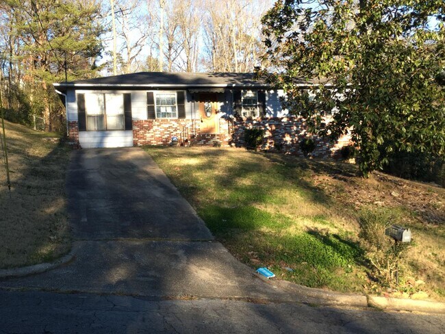 Foto del edificio - 908 Redstone Ln