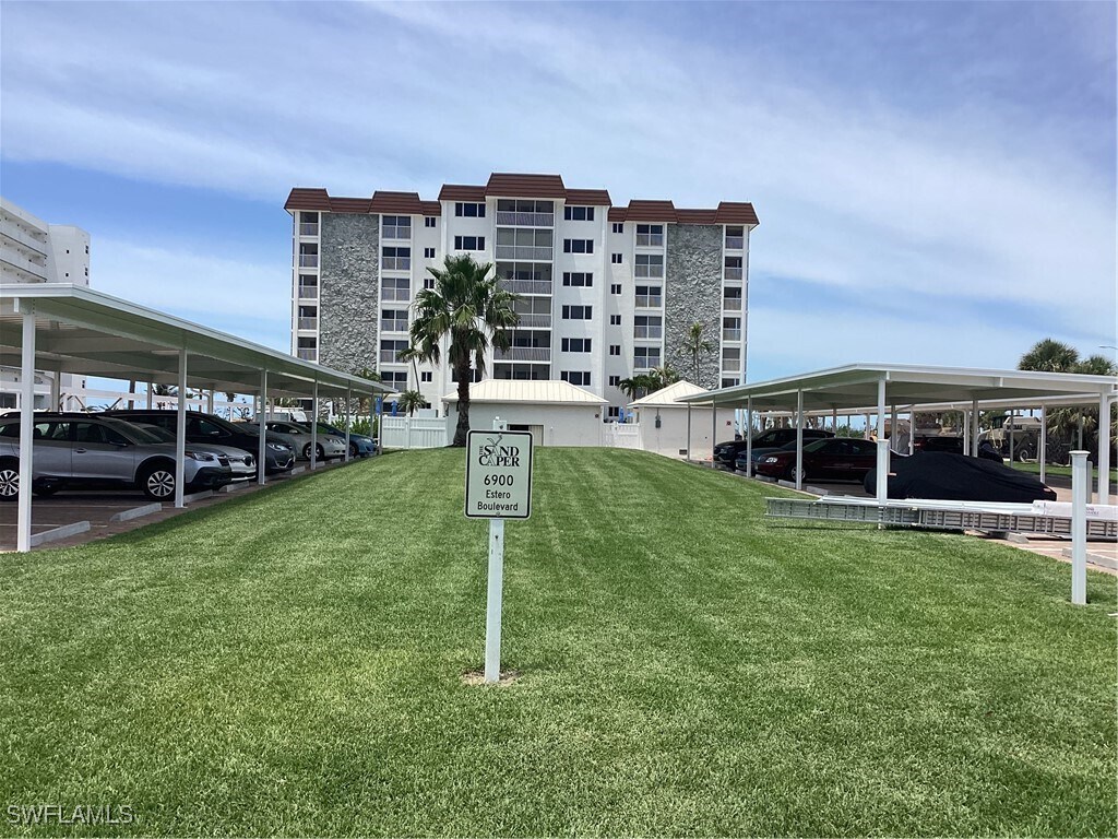 Foto principal - 6900 Estero Blvd