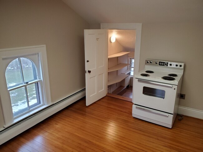 Kitchen - 6368 W Quaker St