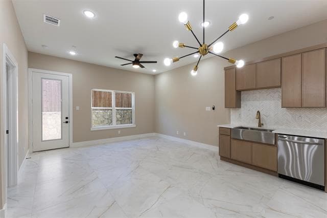 Building Photo - 2374 Usman Dr