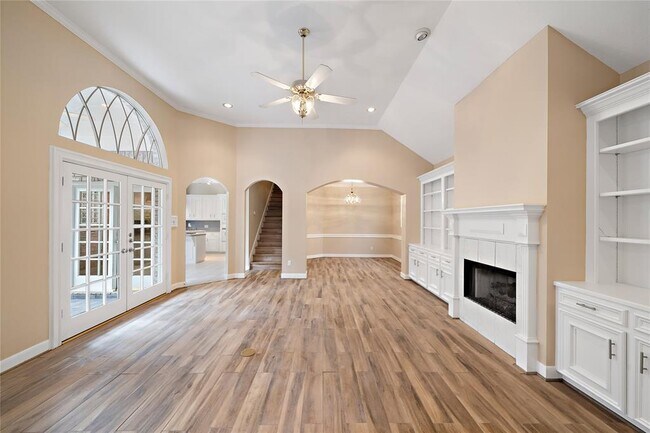 Building Photo - 6907 Tournament Dr
