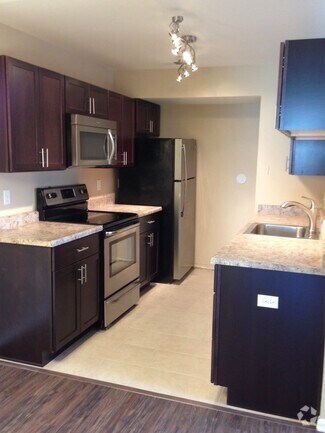 Building Photo - 841 S Uravan Ct