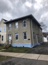 Building Photo - 106 Gregory St