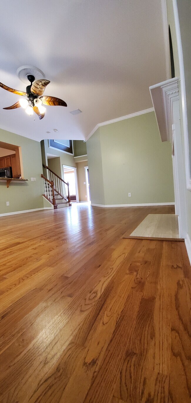 6615 Riva Ridge Ct, Charlotte, NC 28216 House Rental in Charlotte, NC