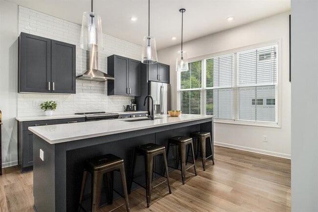 Building Photo - 2016 Bixby Byway Dr SE