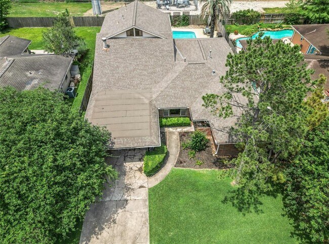 Foto del edificio - 6218 Wynnwood Ln