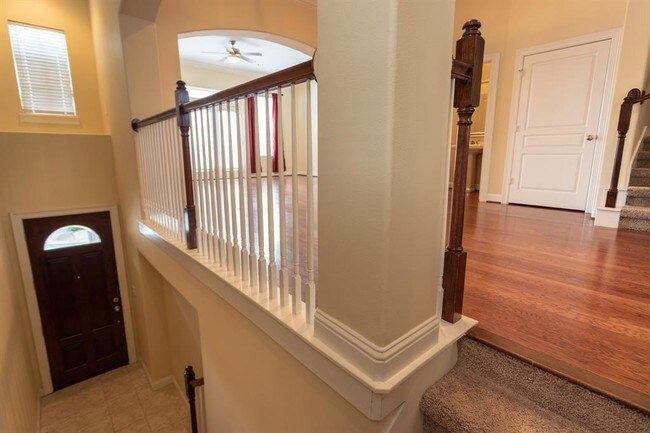 Building Photo - 20 Versante Ct