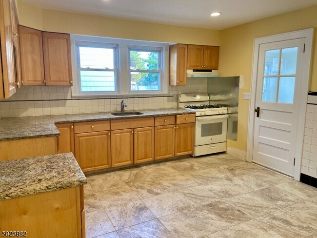 Foto del edificio - 134 Florida Ave