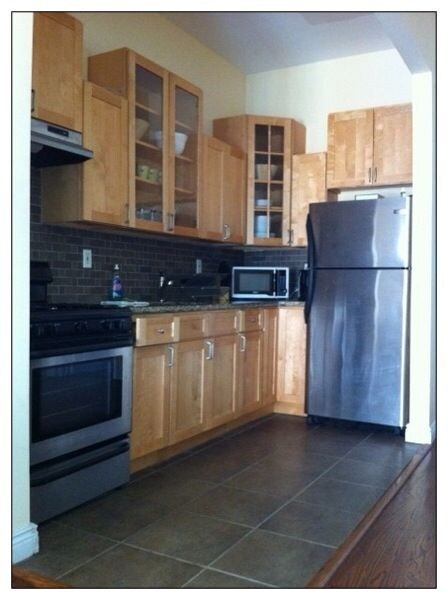 Foto principal - 1444 Lincoln Pl