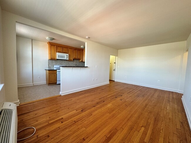 Foto del edificio - Melrose Court Apartments