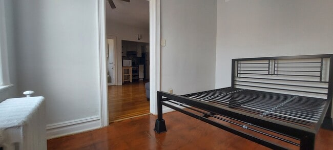 Building Photo - 821 Bergen Ave