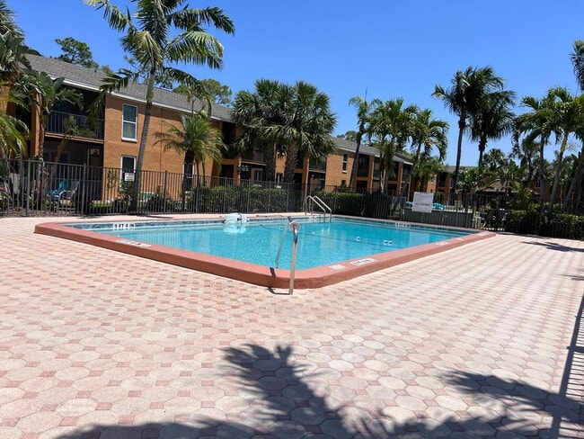 Foto del edificio - 12638 Kenwood Ln