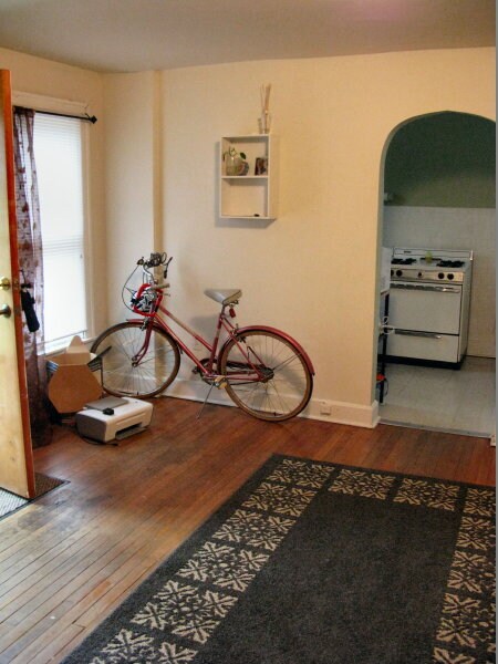 Foto del edificio - 104 S Grove St