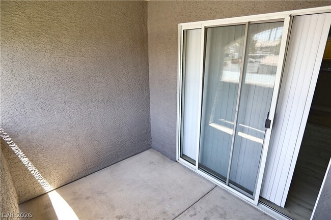 Building Photo - 5055 W Hacienda Ave