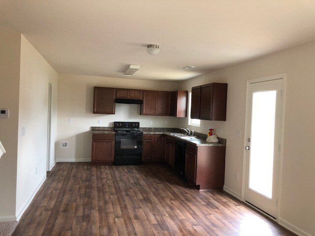 Foto del edificio - 449 Old Charleston Drive Southeast