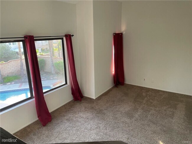 Building Photo - 4 br, 3 bath House - 22263 Roundup Dr