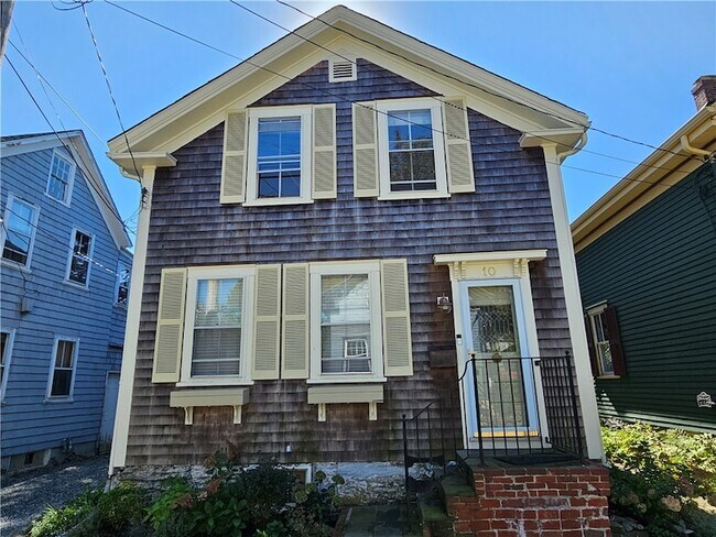 Photo - 10 Cherry St House