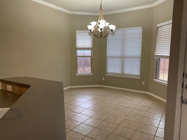 Foto del edificio - Great 4 Bedroom in Cooper District