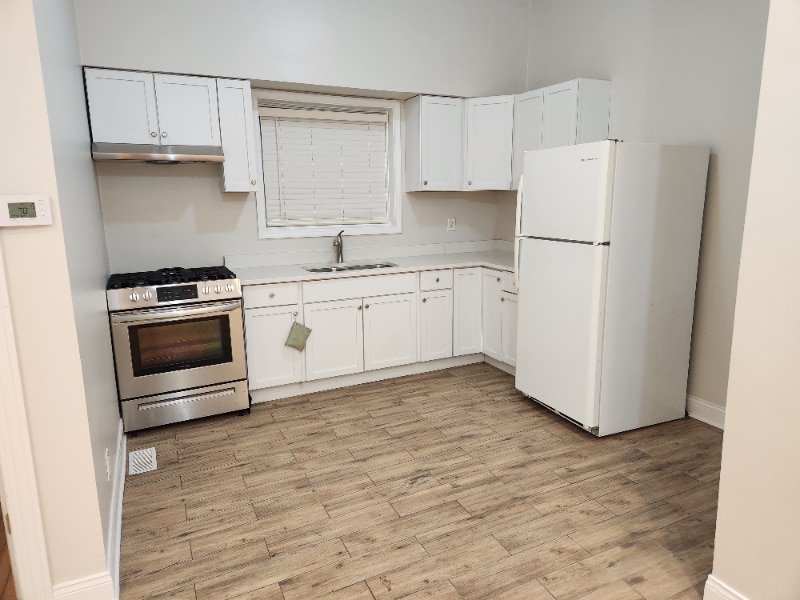 Foto principal - 2656 S Kolin Ave