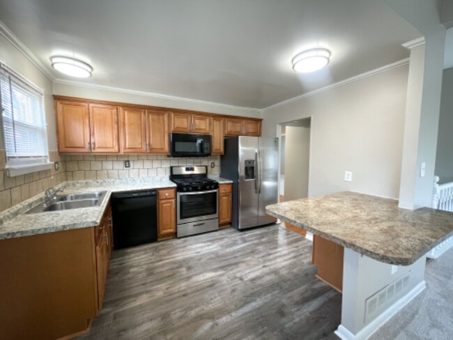 Foto del edificio - 4540 Old Court Rd