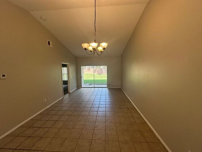Photo - Don’t miss this beautiful 3-bedroom, 2-bat... House