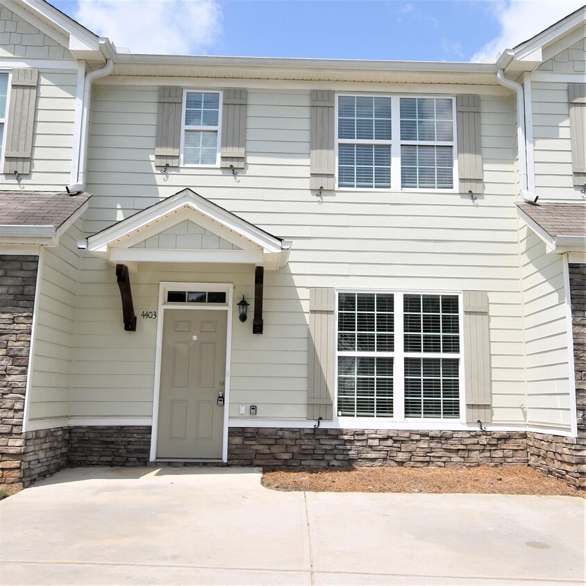 4403 Stone Gate Way, East Point, GA 30344 Townhome Rentals in East