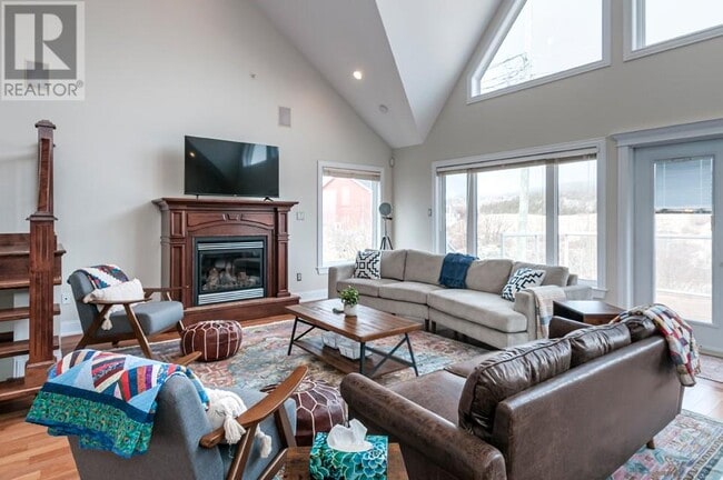 Photo du bâtiment - 24 Regiment Rd