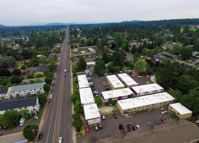 Foto aérea - Stark Street Townhomes